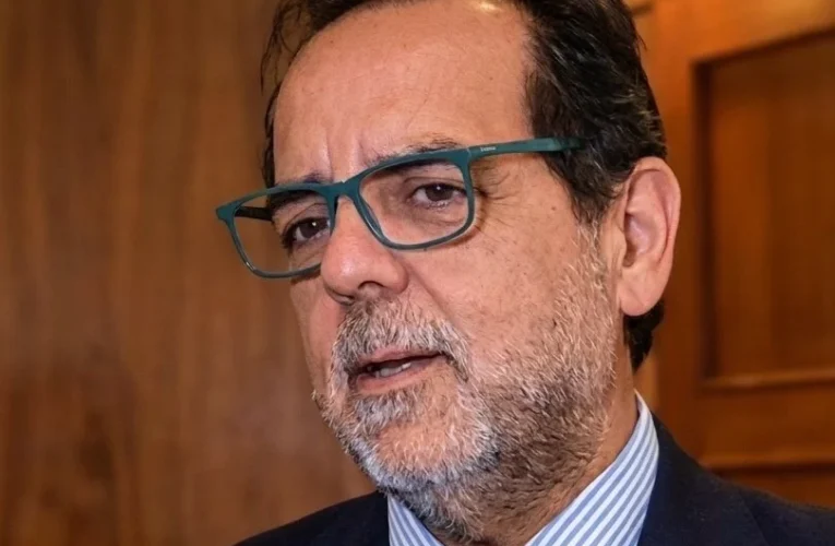 Mulet solicita a cancillería una nota de protesta a Argentina por dichos de viceministro Daza contra gobiernos chilenos