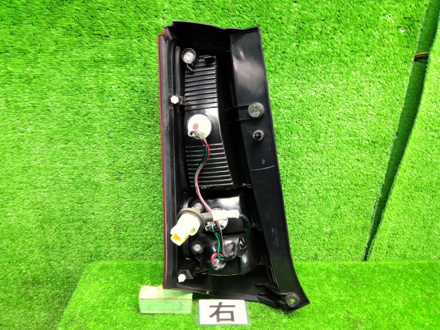 右テールランプ 35650-70K00 MH23S ワゴンＲ 35650-70K00 MH23S スズキ ワゴンＲ 2