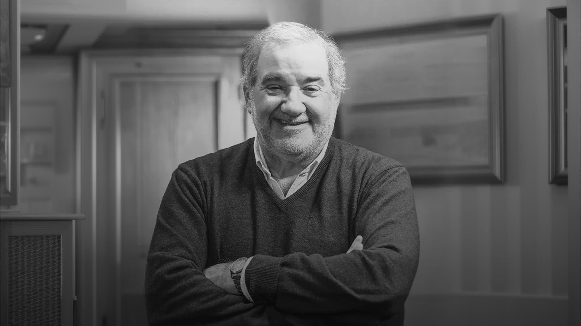Roberto F. Santilllán