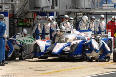 2012-24-Heures-du-Mans-7---TOYOTA-RACING---LM-P1---JPN---TOYOTA-TS-030---HYBRID---Hybr-SBA-24JT-8576.jpg