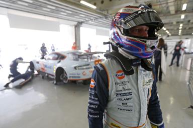 MOTORSPORT - WORLD ENDURANCE CHAMPIONSHIP 2013 - 6 HOURS OF SHANGHAI - CHINA - 7 TO 10/11/2013 - PHOTO JEAN MICHEL LE MEUR / DPPI - 
CAMPBELL WALTER JAIMIE (GBR) ) / WEC LMGTE AM / ASTON MARTIN V8 VANTAGE V8 TEAM ASTON MARTIN RACING / AMBIANCE - PORTRAIT