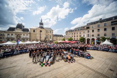 David Cheng (USA) / Ho-Pin Tung (NLD) / Adderly Fong (CAN) driving the #33 LMP2 Oak Racing (FRA) Ligier JS P2 - Alex Brundle (GBR) Jann Mardenborough (GBR) / Mark Shulzhitskiy (RUS) driving the #35 LMP2 Oak Racing (FRA) Ligier JS P2 - Roman Rusinov (RUS) 