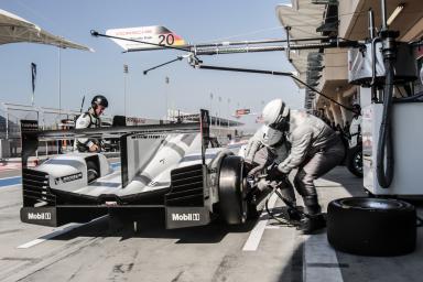 Timo Bernhard (DEU) / Mark Webber (AUS) / Brendon Hartley (NZL) / Car #20 LMP1 Porsche Team (DEU) Porsche 919 Hybrid - 6 Hours of Bahrain at Bahrain International Circuit (BIC) - Sakhir - Kingdom of Bahrain 