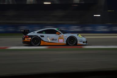 Qualifying CAR #86 / GULF RACING / GBR / Porsche 911 RSR - at the WEC 6 Hours of Bahrain - Bahrain International Circuit - Sakhir - Bahrain 