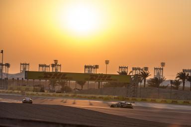 CAR #95 / ASTON MARTIN RACING / GBR / Aston Martin Vantage - WEC 6 Hours of Bahrain - Bahrain International Circuit - Sakhir - Bahrain 