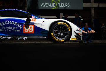 #99 BEECHDEAN AMR / GBR / ASTON MARTIN VANTAGE - Le Mans 24 Hour - Place de la R