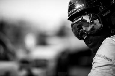 Mechanic - #92 PORSCHE GT TEAM / DEU / Porsche 911 RSR - WEC 6 Hours of Bahrain - Bahrain International Circuit - Sakhir - Bahrain 