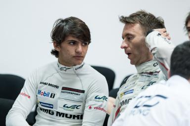 Driver Briefing -#1 PORSCHE TEAM / DEU / Pietro Fittipaldi (BRA) / Timo Bernhard (DEU) - WEC Rookie Test - Bahrain International Circuit - Sakhir - Bahrain 