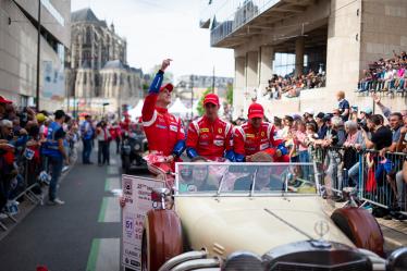 Parade - #51 AF CORSE / ITA / Ferrari 488 GTE / James Calado (GBR) / Alessandro Pier Guidi (ITA) / Daniel Serra (BRA) - 24 hours of Le Mans - Circuit de la Sarthe - Le Mans - France -