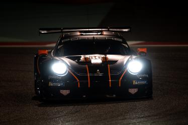 #86 GULF RACING / GBR / Porsche 911 RSR (991) -- Bapco 8 hours of Bahrain - Bahrain International Circuit - Sakhir - Bahrain