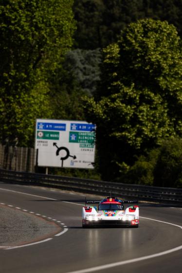 #75 PORSCHE PENSKE MOTORSPORT / Porsche 963 - 24h of Le Mans- Test Day - Place de la Republique - Le Mans - France -