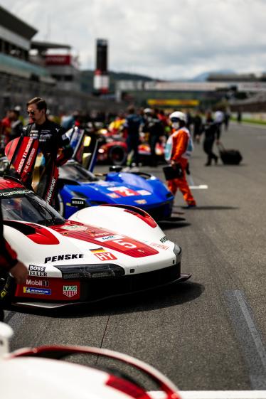 #5 PORSCHE PENSKE MOTORSPORT / Porsche 963 - FIA WEC 6h of Fuji - Fuji International Speedway - Gotemba - Japan -