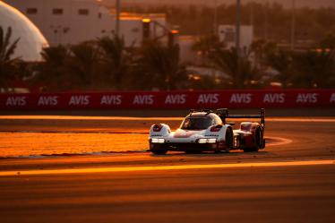 #5 PORSCHE PENSKE MOTORSPORT / Porsche 963 - FIA WEC Bapco Energies 8h of Bahrain - Bahrain International Circuit - Sakhir - Bahrain -