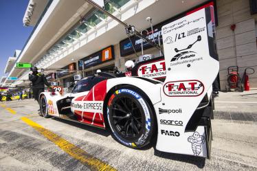 99 TINCKNELL Harry (gbr), JANI Neel (swi), ANDLAUER Julien (fra), Proton Competition, Porsche 963 #99, Hypercar, ambiance in the pits during the Qatar Airways Qatar 1812 KM, 1st round of the 2024 FIA World Endurance Championship, from February 29 to March 02, 2024 on the Losail International Circuit in Lusail, Qatar - Photo Julien Delfosse / DPPI