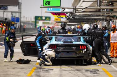 88 OLSEN Dennis (dnk), O. PEDERSEN Mikkel (dnk), RODA Giorgio (ita), Proton Competition, Ford Mustang GT3 #88, LM GT3, pit stop during the Qatar Airways Qatar 1812 KM, 1st round of the 2024 FIA World Endurance Championship, from February 29 to March 02, 2024 on the Losail International Circuit in Lusail, Qatar - Photo Julien Delfosse / DPPI