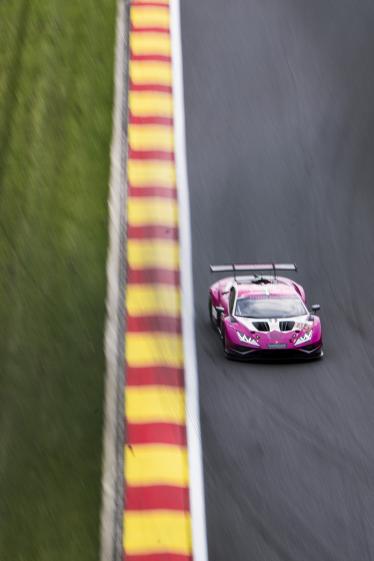 85 BOVY Sarah (bel), FREY RAHEL (swi), GATTING Michelle (dnk), Iron Dames, Lamborghini Huracan GT3 Evo2 #85, LM GT3, action during the 2024 TotalEnergies 6 Hours of Spa-Francorchamps, 3rd round of the 2024 FIA World Endurance Championship, from May 8 to 11, 2024 on the Circuit de Spa-Francorchamps in Stavelot, Belgium - Photo Charly Lopez / DPPI