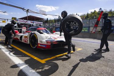 99 JANI Neel (swi), ANDLAUER Julien (fra), Proton Competition, Porsche 963 #99, Hypercar, pit stop during the 2024 TotalEnergies 6 Hours of Spa-Francorchamps, 3rd round of the 2024 FIA World Endurance Championship, from May 8 to 11, 2024 on the Circuit de Spa-Francorchamps in Stavelot, Belgium - Photo Julien Delfosse / DPPI