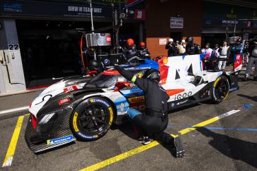 20 VAN DER LINDE Sheldon (zaf), FRIJNS Robin (nld), RAST RenÃ© (ger), BMW M Team WRT, BMW Hybrid V8 #20, Hypercar, pit stop during the 2024 TotalEnergies 6 Hours of Spa-Francorchamps, 3rd round of the 2024 FIA World Endurance Championship, from May 8 to 11, 2024 on the Circuit de Spa-Francorchamps in Stavelot, Belgium - Photo Julien Delfosse / DPPI