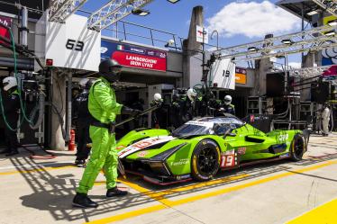 19 GROSJEAN Romain (fra), CALDARELLI Andrea (ita), CAIROLI Matteo (ita), Lamborghini Iron Lynx, Lamborghini SC63 #19, Hypercar, ambiance during the Free Practice 2 - Test Day of the 2024 24 Hours of Le Mans, 4th round of the 2024 FIA World Endurance Championship, on the Circuit des 24 Heures du Mans, on June 9, 2024 in Le Mans, France - Photo Julien Delfosse / DPPI