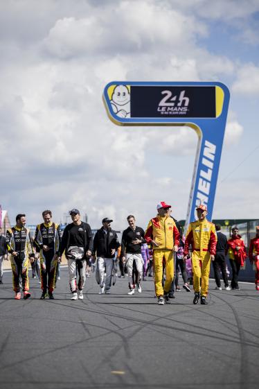 KUBICA Robert (pol), AF Corse, Ferrari 499P #83, Hypercar, FIA WEC, YE Yifei (chn), AF Corse, Ferrari 499P #83, Hypercar, FIA WEC, portrait during the 2024 24 Hours of Le Mans, 4th round of the 2024 FIA World Endurance Championship, on the Circuit des 24 Heures du Mans, on June 11, 2024 in Le Mans, France - Photo Charly Lopez / DPPI