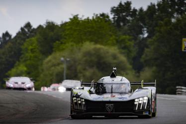 94 VANDOORNE Stoffel (bel), DUVAL Loïc (fra), DI RESTA Paul (gbr), Peugeot TotalEnergies, Peugeot 9x8 #94, Hypercar, FIA WEC, action during the Free Practice 1 of the 2024 24 Hours of Le Mans, 4th round of the 2024 FIA World Endurance Championship, on the Circuit des 24 Heures du Mans, on June 12, 2024 in Le Mans, France - Photo Julien Delfosse / DPPI