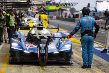 35 MILESI Charles (fra), HABSBURG-Lothringen Ferdinand (aut), CHATIN Paul-Loup (fra), Alpine Endurance Team #35, Alpine A424, Hypercar, FIA WEC, ambiance during the Hyperpole of the 2024 24 Hours of Le Mans, 4th round of the 2024 FIA World Endurance Championship, on the Circuit des 24 Heures du Mans, on June 13, 2024 in Le Mans, France - Photo Julien Delfosse / DPPI