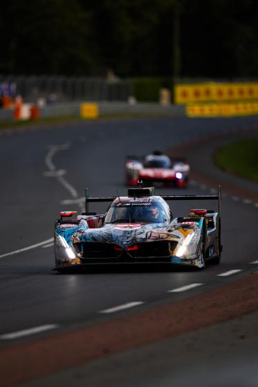 20 VAN DER LINDE Sheldon (zaf), FRIJNS Robin (nld), RAST René (ger), BMW M Team WRT, BMW Hybrid V8 #20, Hypercar, FIA WEC, action during the 2024 24 Hours of Le Mans, 4th round of the 2024 FIA World Endurance Championship, on the Circuit des 24 Heures du Mans, from June 15 to 16, 2024 in Le Mans, France - Photo Javier Jimenez / DPPI