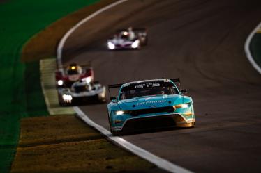 77 BARKER Ben (gbr), HARDWICK Ryan (usa), ROBICHON Zacharie (can), Proton Competition, Ford Mustang GT3 #77, LM GT3, action during the 2024 Rolex 6 Hours of Sao Paulo, 5th round of the 2024 FIA World Endurance Championship, from July 12 to 14, 2024 on the Autódromo José Carlos Pace in Interlagos, Brazil - Photo Javier Jimenez / DPPI