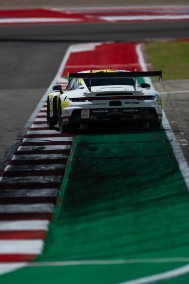 92 MALYKHIN Aliaksandr (kna), STURM Joel (ger), BACHLER Klaus (aut), Manthey Purerxcing, Porsche 911 GT3 R #92, LM GT3, action during the 2024 Lone Star Star Le Mans, 6th round of the 2024 FIA World Endurance Championship, from August 30 to September 1, 2024 on the Circuit of the Americas in Austin, Texas, United States of America - Photo Javier Jimenez / DPPI