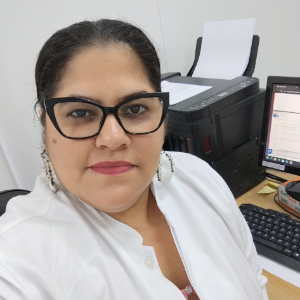 Ana Beatriz Una Garcia (Clínico geral)