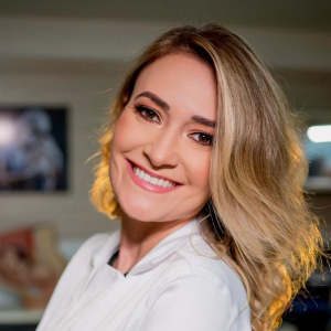 Anak Targino de Almeida (Clínico geral)