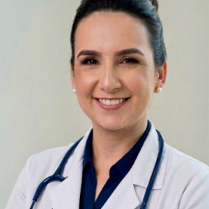 Rosana Fernandes Pimenta (Clínico geral)
