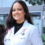 Amanda Martins Fagundes (Clínico geral)