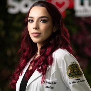 Gabriela Gallina Guedes (Clínico geral)