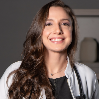 Mariana Guariente (Clínico geral)