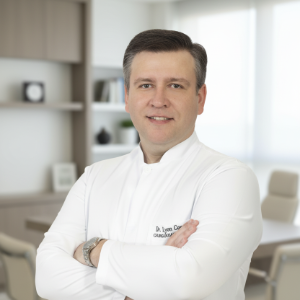 Lyon Marcos Costa (Cirurgião-dentista)