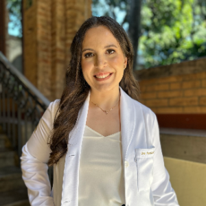 Patrícia Arantes de Achilles Mello (Clínico geral)