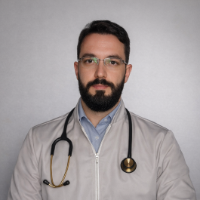 Alex dos Santos Silva (Clínica médica)