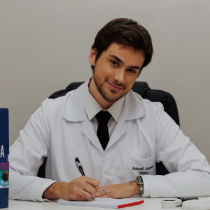 Eduardo Ferreira Dawson (Clínico geral)