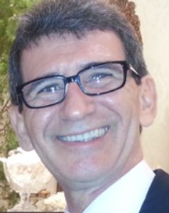 Calide Soares Gomes (Urologista)