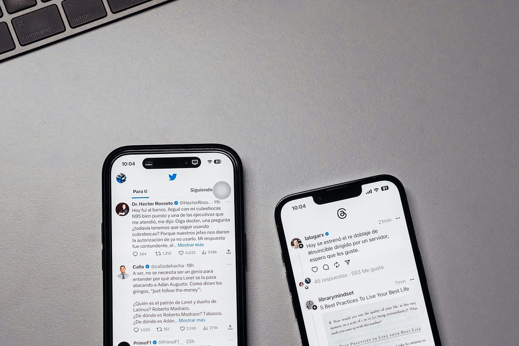X et Threads sont des plateformes de microblogage pour développer votre audience et votre marque