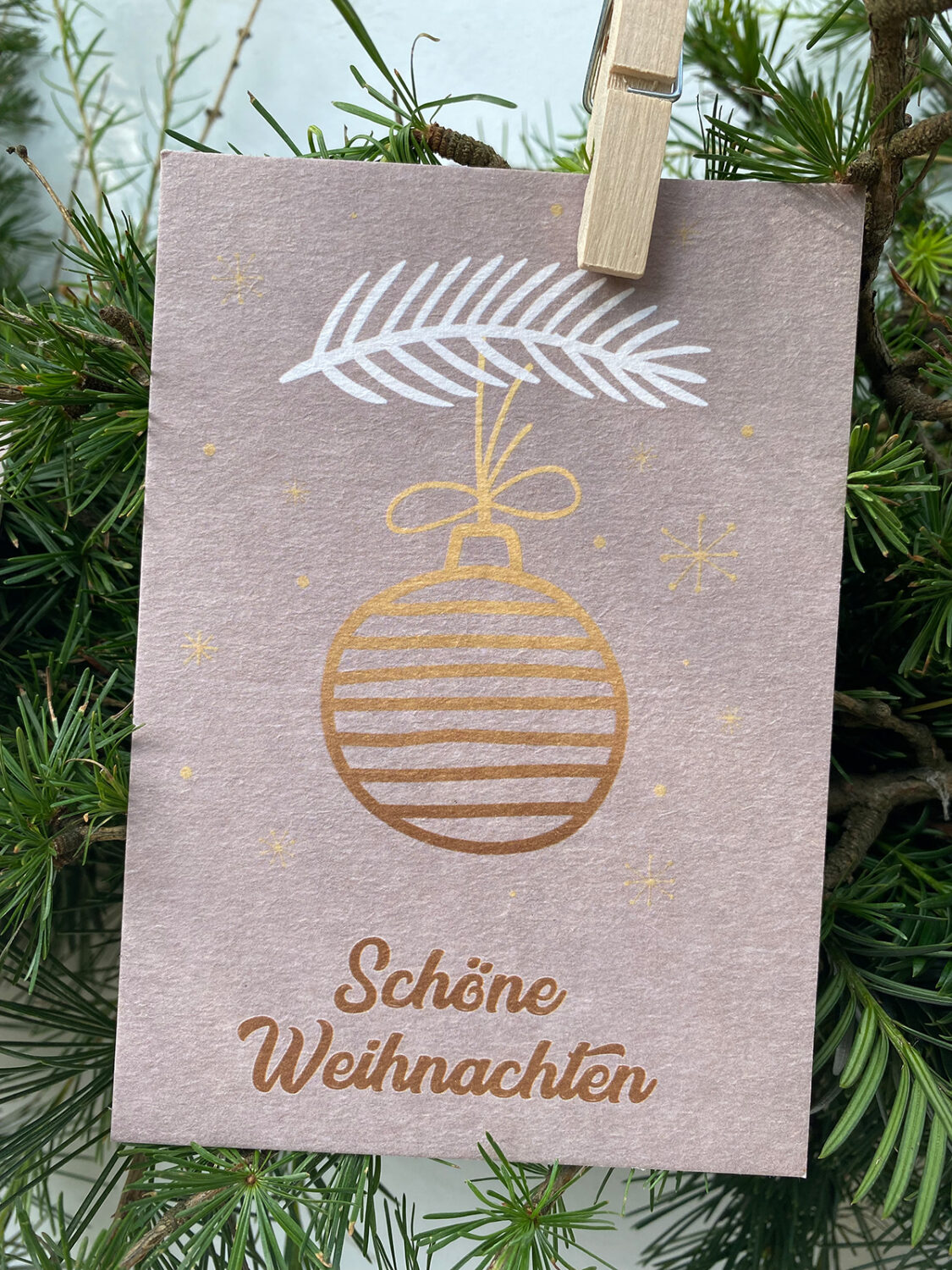 Schöne Weihnachten Postkarte an Tanne