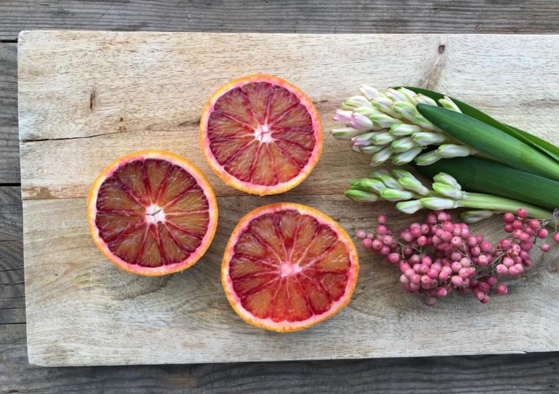 Orangen, lecker, gesund, frische Küche, Frühling, rosa Pfeffer