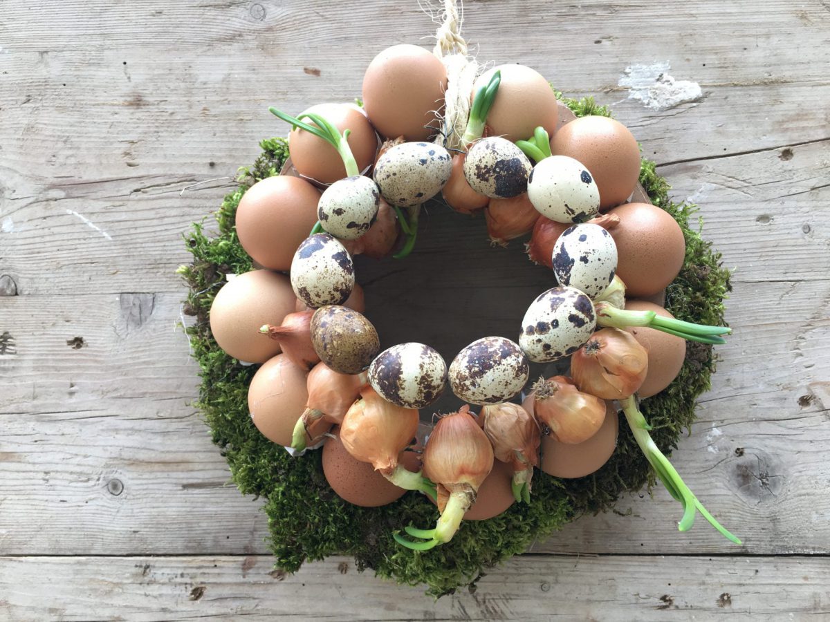 Osterkränzchen, Ostern, Frühling, Eier, steckzwiebeln, Moos