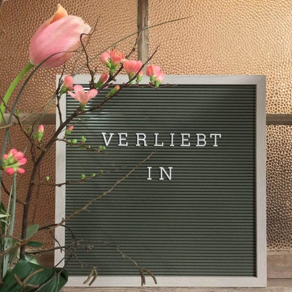 Letterboard, Verliebt in, Februarmotto, Frühlingsgefühle, Glücksmomente