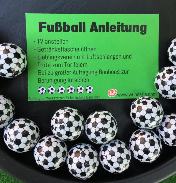 Fußball Anleitung, Wunderle Weltmeistertüte, Weltmeisterschaft 2018, ein Sommermärchen, Detail, König Fußball, Sportbegeisterung