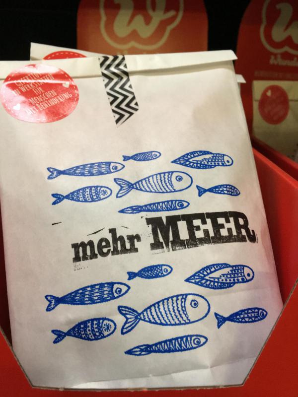 Wunderle mehr Meer, Wundertüte, Mitbringsel, Fische, Kleinigkeit, gefertigt in Werkstätten für behinderte Menschen