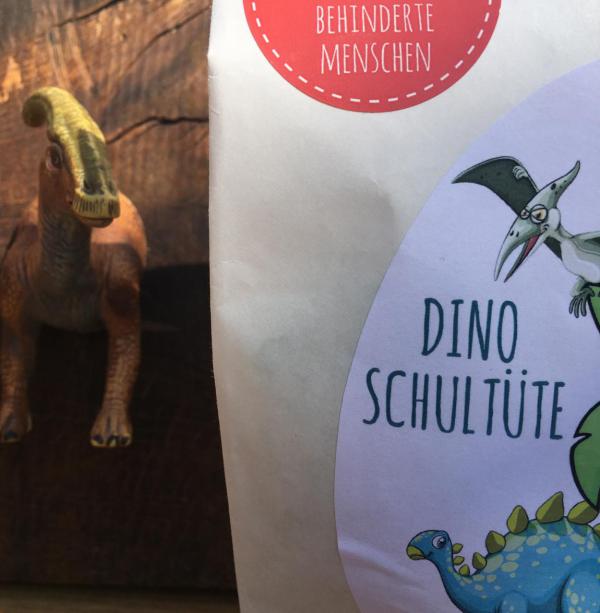 Wunderle Dino-Schultüte, Detail, Schule kann beginnen, jetzt geht´s los, Paläontologe, Dinoleidenschaft