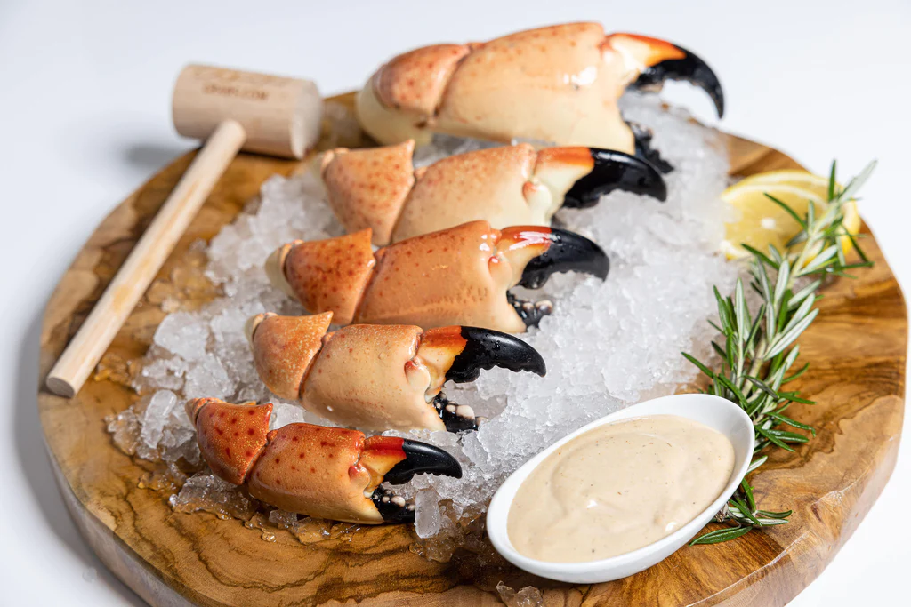 FRESH STONE CRAB