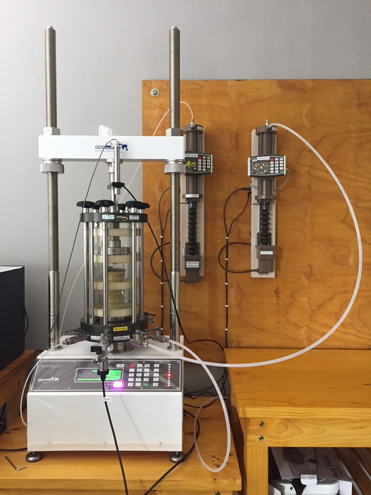 Triaxial test